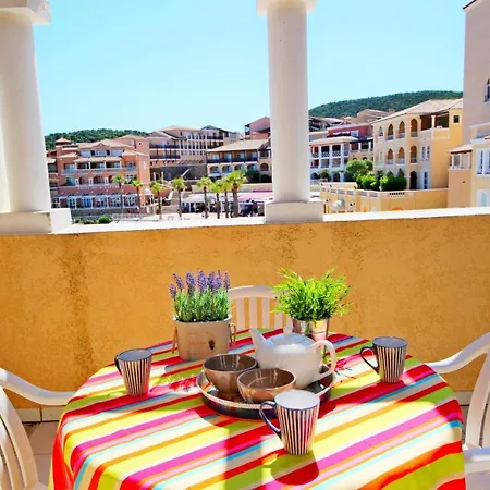 Cap Esterel Vacances, Centre B1, Studio Cabine 5 Pers. Ref. 302la 公寓 Saint-Raphaël