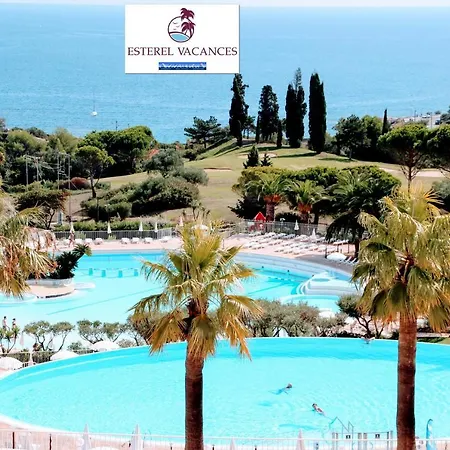 Cap Esterel Vacances, Centre B1, Studio Cabine 5 Pers. Ref. 302la
